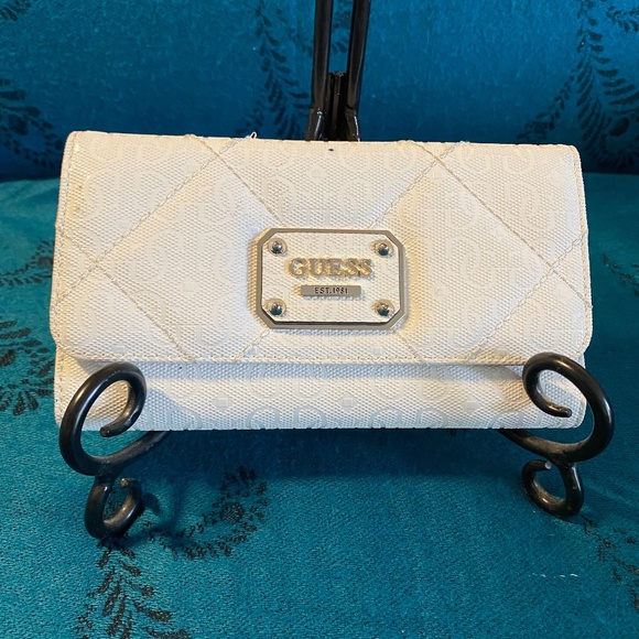 BUY 2 ITEMS & GET 1 FREE - Guess Tri-fold Wallet in White - Picture 1 of 7